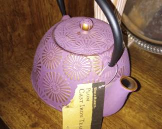 A Heavy Plum Colored Cast Iron Teapot, rare color, 