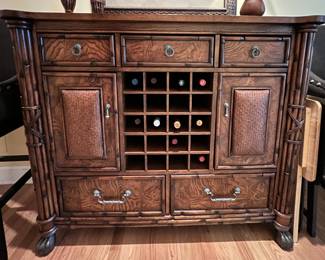 American Signature bar cabinett