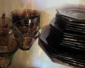 Purple depression glass drinkware and plates