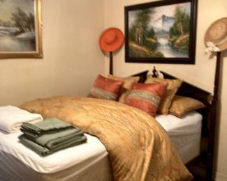 Full size vintage bed - art - ladies' hats