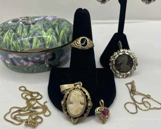 Gold and Precious Stones Jewelry