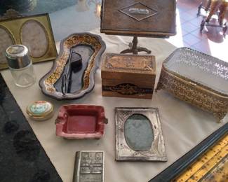 Various victorian antiques