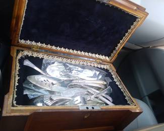 Silverplate flatware