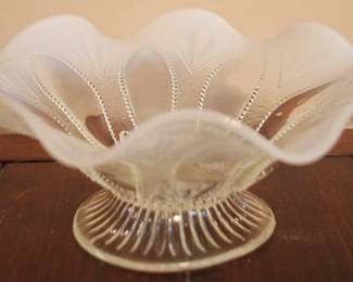 161 - Silvercrest Vase - 8.5" round
