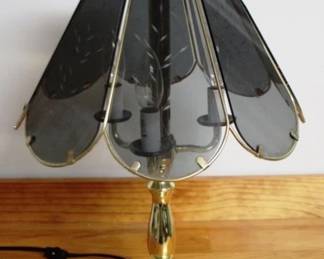 18 - Lamp - 22" tall You are buying a used as-is electric/electronic item. We do not guarantee all components are present, and if it is not expressly stated, it is untested.
