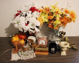 418 - Lot of Assorted Items
