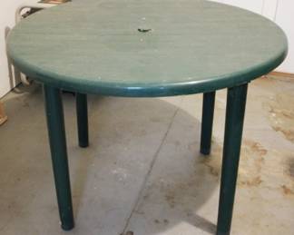 401 - Plastic Table - 29" x 42"
