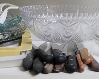 185 - Lot of Assorted Items
