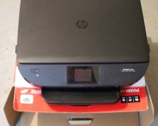 458 - HP Envy 5660 Printer You are buying a used as-is electric/electronic item. We do not guarantee all components are present, and if it is not expressly stated, it is untested.
