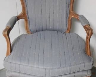 226 - Chair - 22" x 27" x 37"
