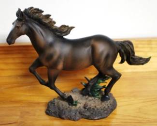22 - Horse Statue - 9" x 11"

