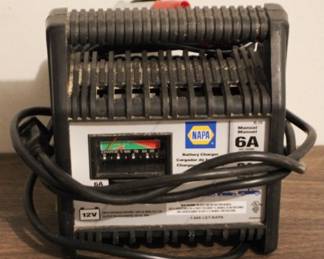 408 - NAPA Battery Charger You are buying a used as-is electric/electronic item. We do not guarantee all components are present, and if it is not expressly stated, it is untested.
