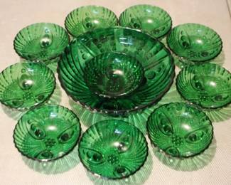 428 - 11 pc. Green Glass Bowl Set 5" and 8" round
