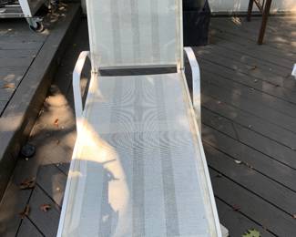 Brown-Jordan chaise lounges - there are 2