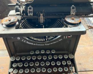 LC smith & Corona typewriter (as is)