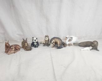 Figurines