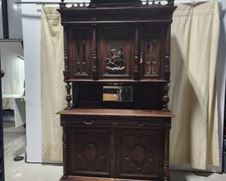 French or European hunt cabinet