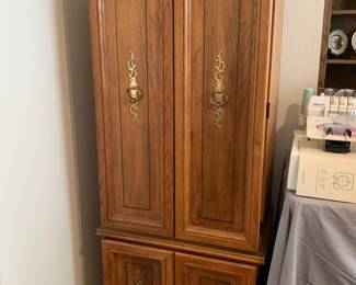 Sewing Cabinet w/ Singer sewing machine