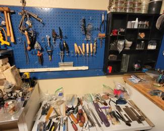jewelry making tools and supplies