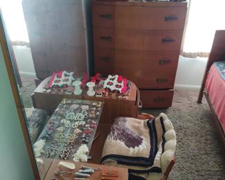 MCM dressing table and bedroom suite