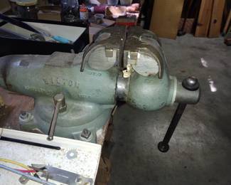 Wilton Bullet vise in excellent condition