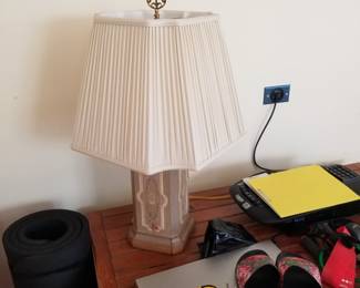Table lamp