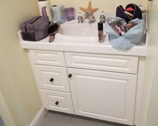 Bath vanity