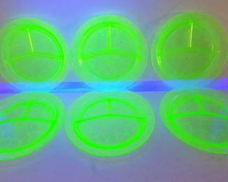COOL URANIUM GLASS DISH SET