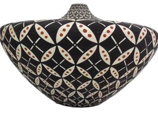 TORIVIO NATIVE AMERICAN INDIAN ACOMA POTTERY VASE
