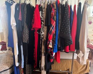 Ladies dresses, size XL+