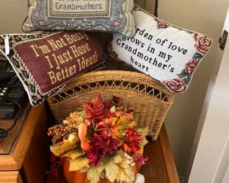 Fall and Thanksgiving decor