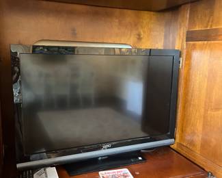 36" Vizio TV