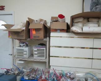 In boxes - wool for spinning wheels