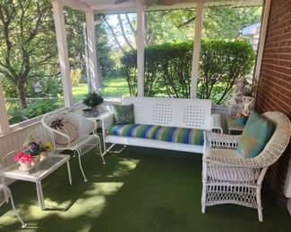 Sunroom and furniture 