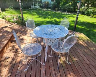 Outdoor patio furniture 