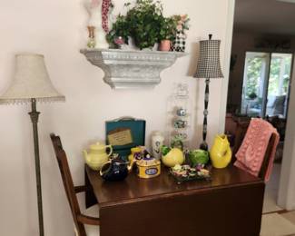 Beautiful dropside table