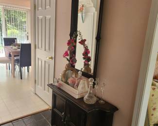 Entryway cabinet and mirror 