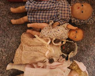 Antique dolls and vintage toays