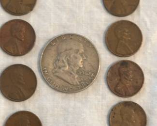 1962 Franklin Half Dollar And 8 Wheat Pennies