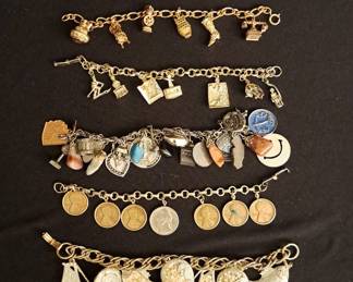  037 8 Charm Bracelets