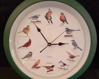 1997 MFA QUARTZ Singing Bird Clock