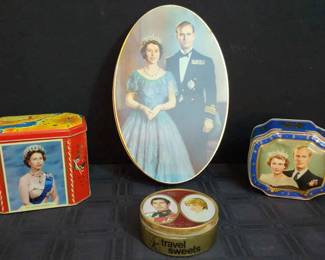 Set 4 of Tins from England 