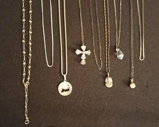 Silver Chains And Pendants 