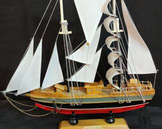  015 Blue Nose Wodden Sailing Ship