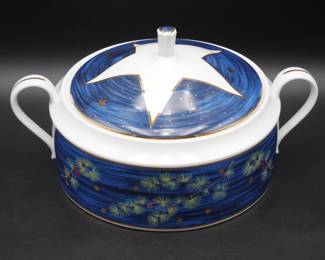 Lynn Chase 2.5 QT Round Covered Casserole