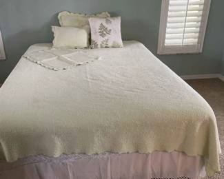 Matelasse Queen Green Quilt with 4 Shams Green and Yellow, Small Blanket, and Decorative Pillows