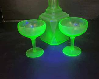 002 Collectible Uranium Glass Set