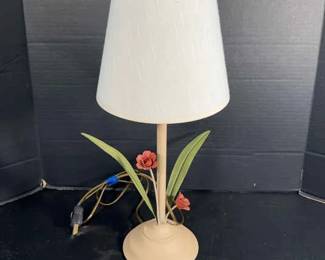Metal Floral lamp