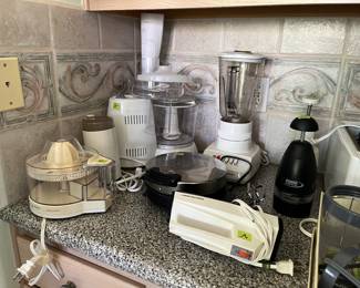 Small kitchen appliances 