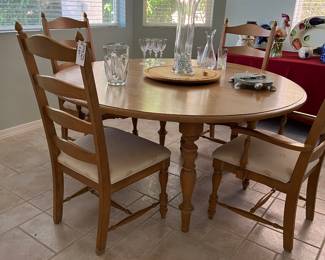 60 inch round table and chairs